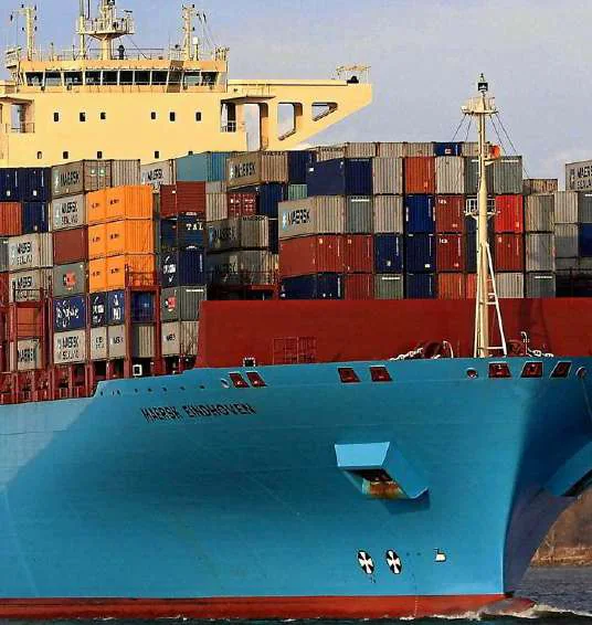 Container ship loaded with shipping containers